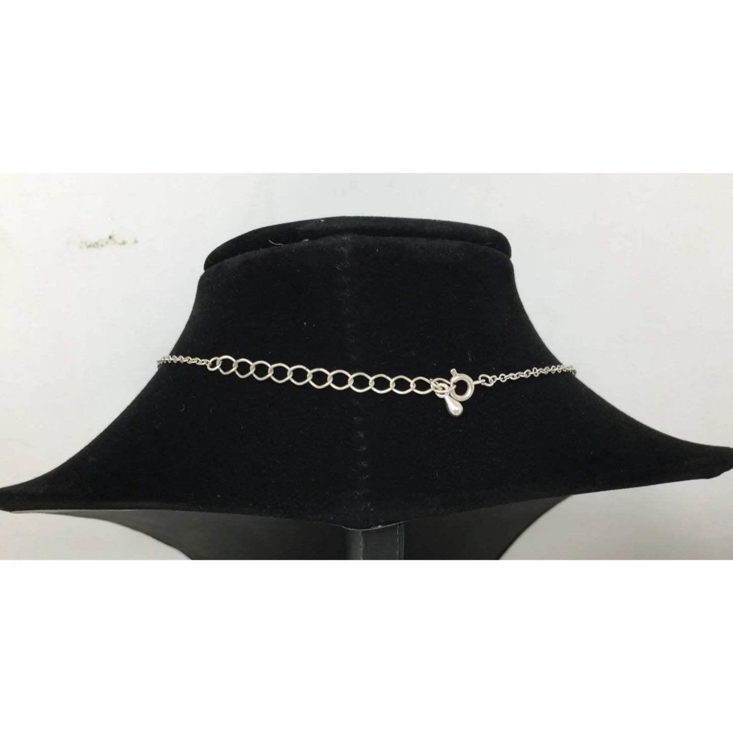 Womens/Girls Beautiful Silver Tone Adjustable Necklace with Bow Pendant A+ Stuff A+ Stuff