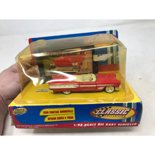 1958 Pontiac Bonneville (Red) - ROAD CHAMPS American Classic Car 1:43 Die Cast - A+ Stuff