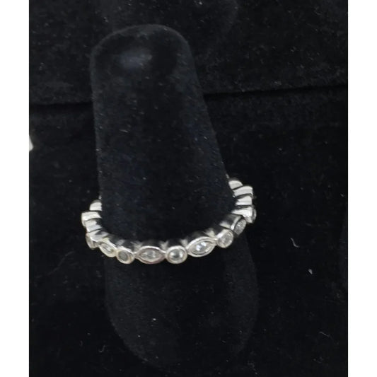 Womens Sterling Silver Ring w/ Simulated Diamonds Size 7 - A+ Stuff