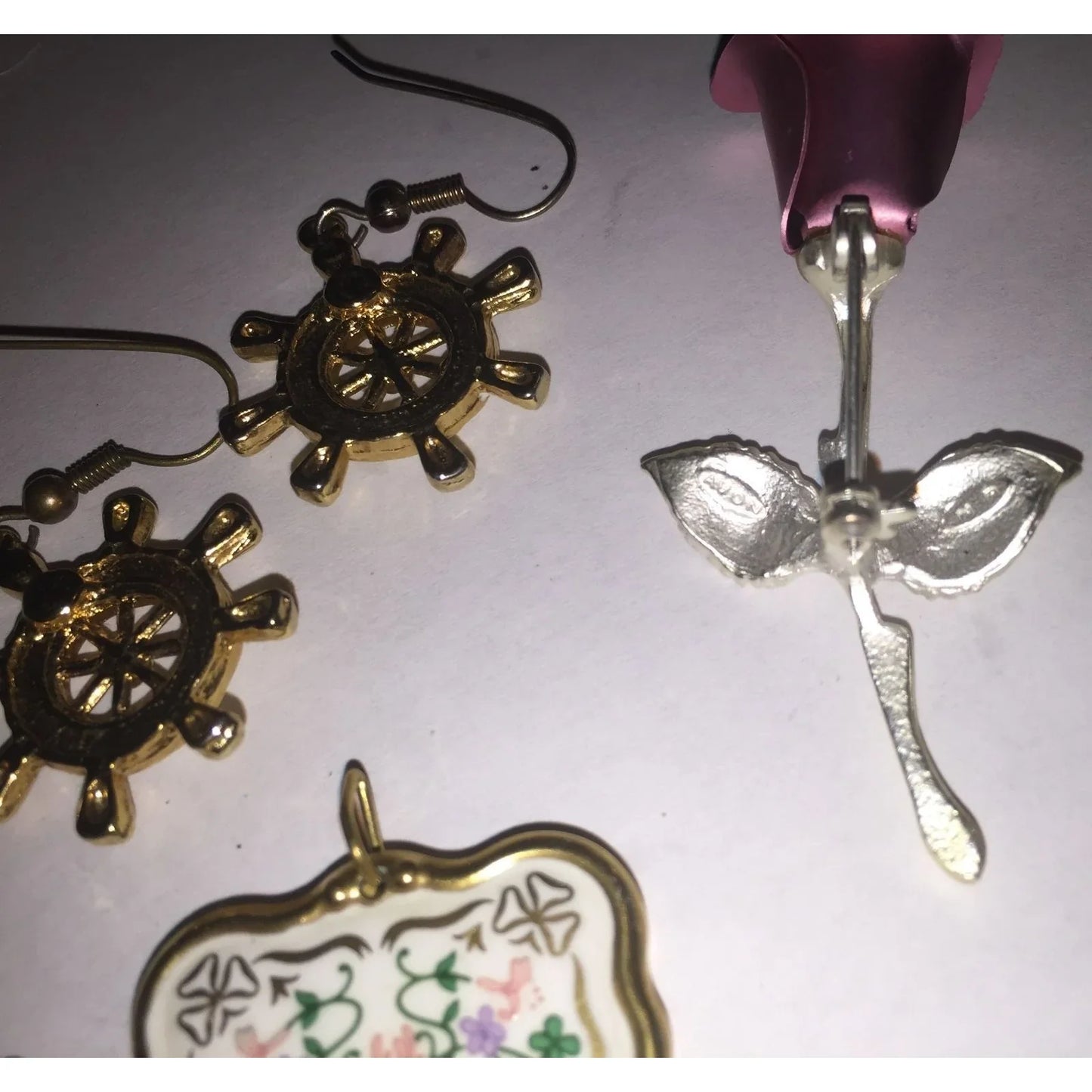 Womens Vintage Jewelry/Pin Set- Ship Wheel Earrings, Various Pins and Pendants - A+ Stuff