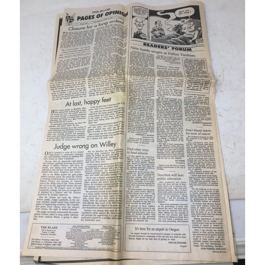 Vintage The Blade Collectible Newspaper April 12, 2000 the blade A+ Stuff