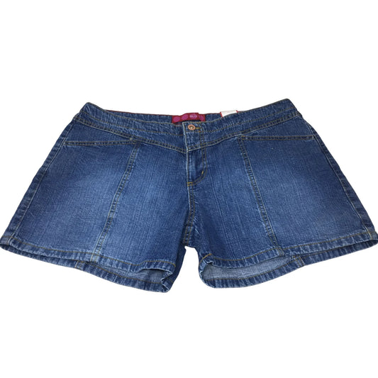 GLO Jean Shorts Size 15 Juniors New with tags - A+ Stuff