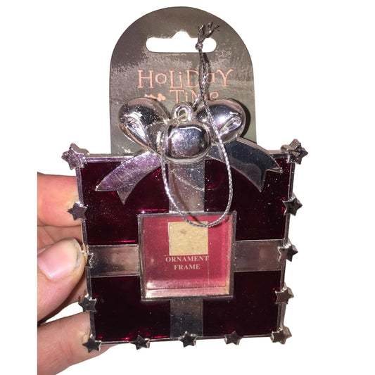 Holiday Time Ornament Picture Frame- New w/ Tags - A+ Stuff