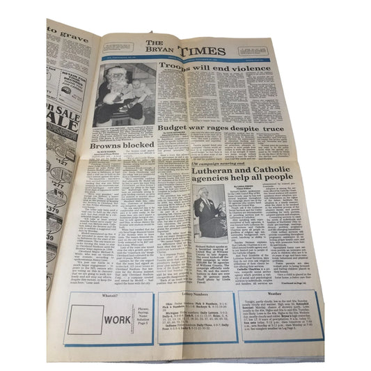 The Bryan Times Vintage Collectible Newspaper - November 25, 1995 - A+ Stuff
