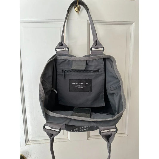 Mark Jacobs MARC JACOBS Logo Tote - M Canvas Tote Bag - A+ Stuff