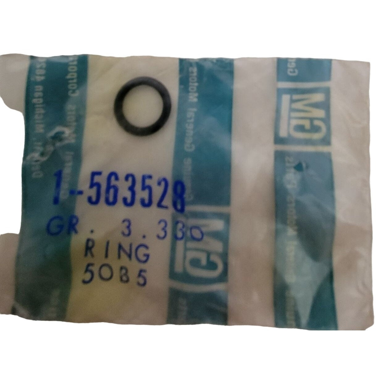 GM- General Motors RING Part 1-563528- New Old Stock