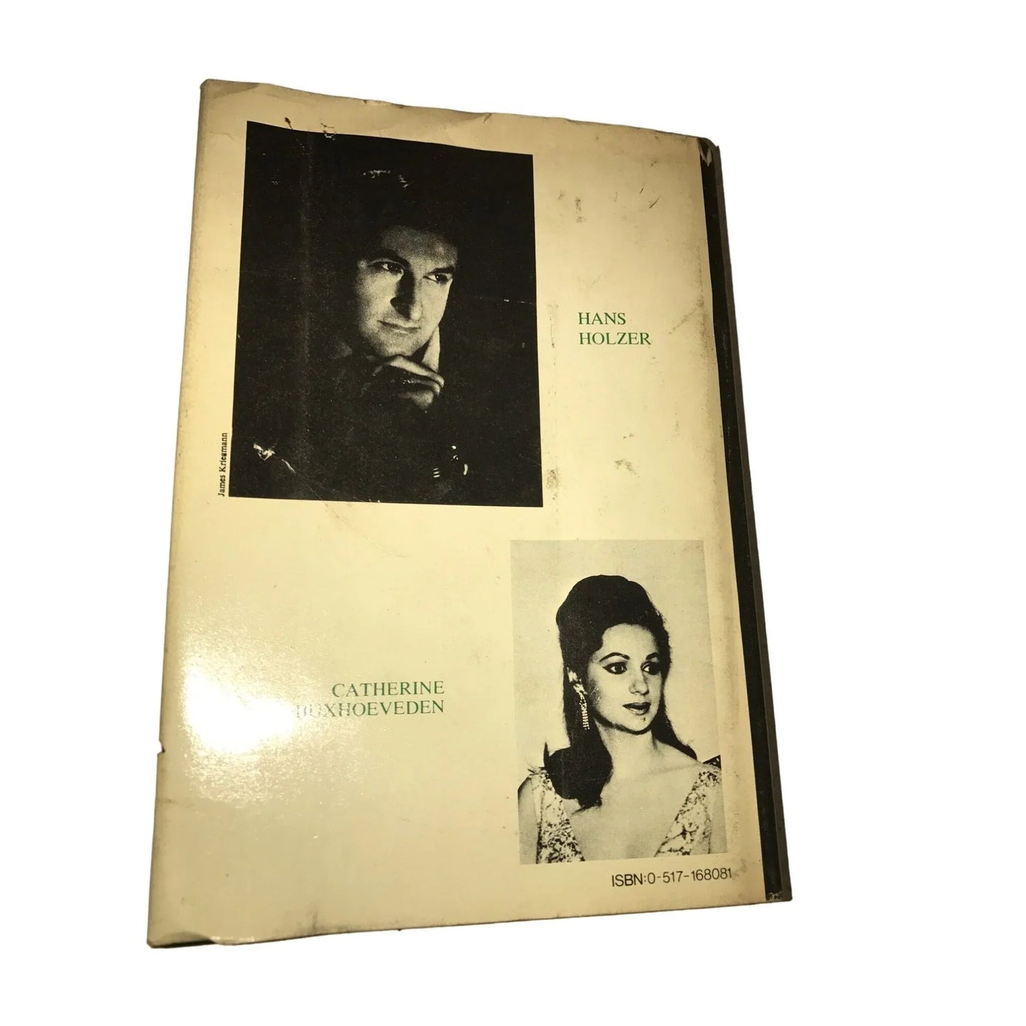 THE LIVELY GHOSTS OF IRELAND Book by Hans Holzer - A+ Stuff