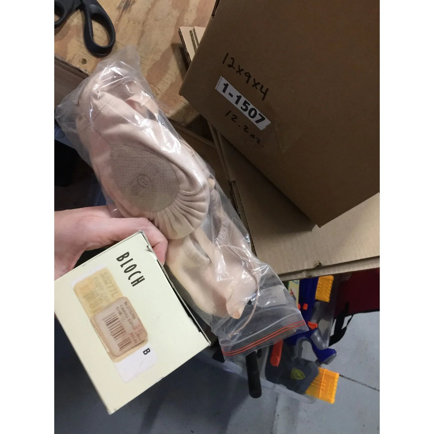 BLOCH Pump BL277L Pink Canvas Ballet Slipper 025B ( size 2.5 B) Bloch A+ Stuff