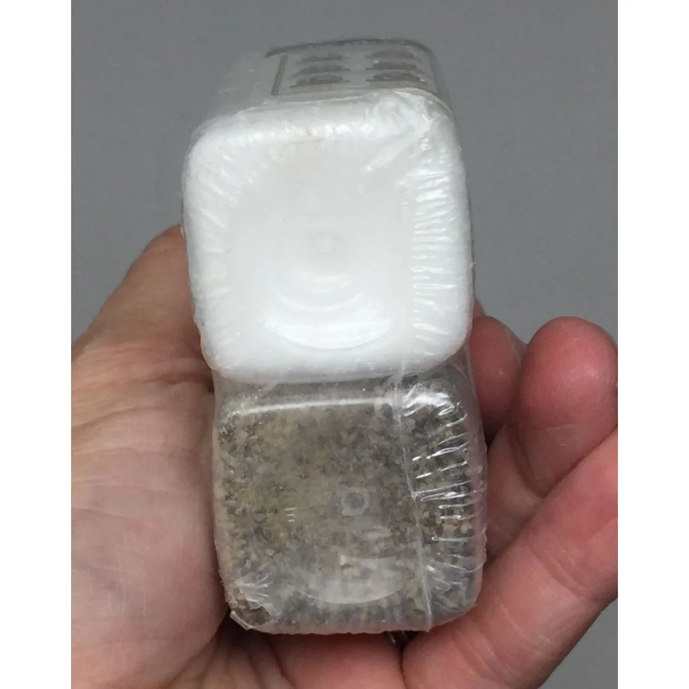 Jim Beam Miniature Liquor Bottle Salt & Pepper Shaker - A+ Stuff
