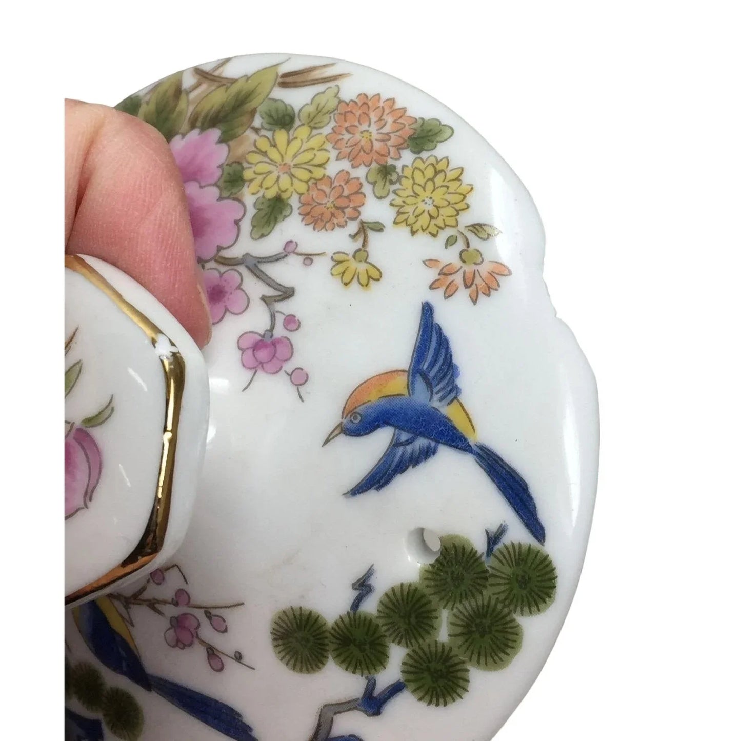 Vintage Chinese/Japanese Porcelain Tea Pot, Brass handle, Birds & Lotus Flowers homco A+ Stuff