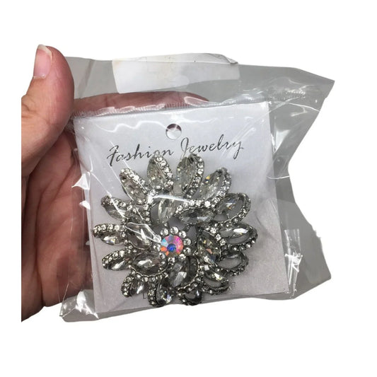 Women's Fashion Jewelry Brooch Pin- New with tags - A+ Stuff
