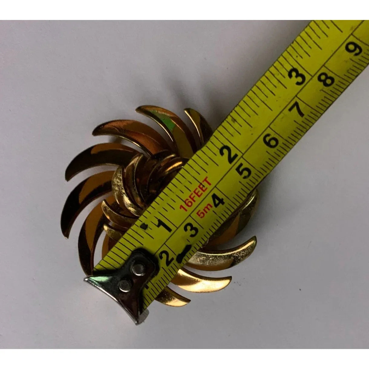 Vintage Handmade Gold Toned Pinwheel Swirl Brooch/Pin - A+ Stuff