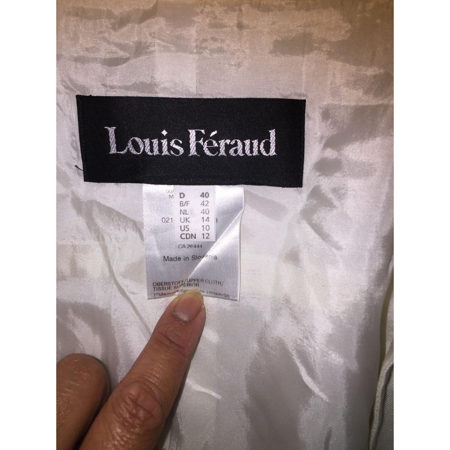 Louis Feraud Women's White Buttoned & Collared Shirt Size 10 - A+ Stuff