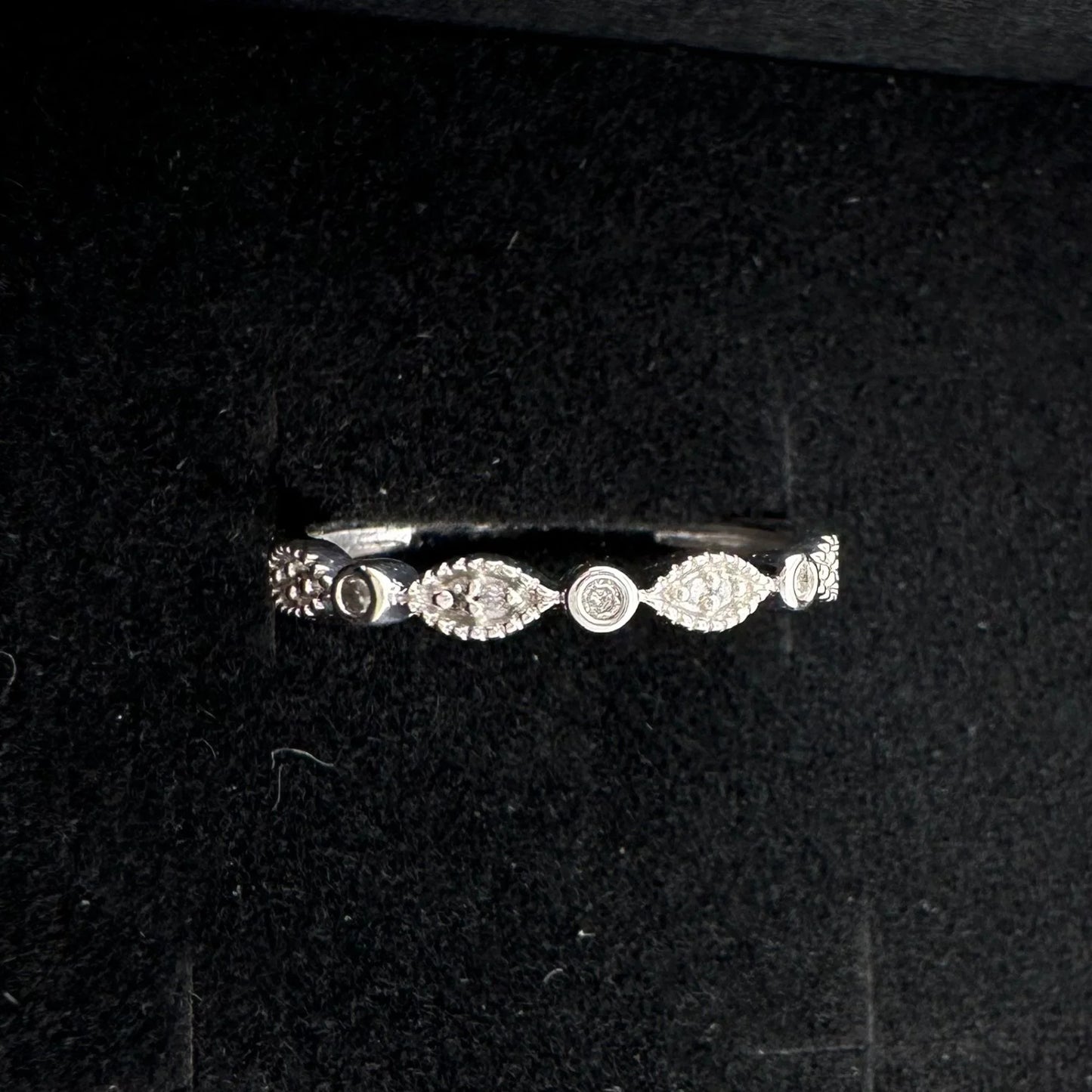 Natural Diamond Old Fashioned Style Wedding Band Size 7.25 - A+ Stuff