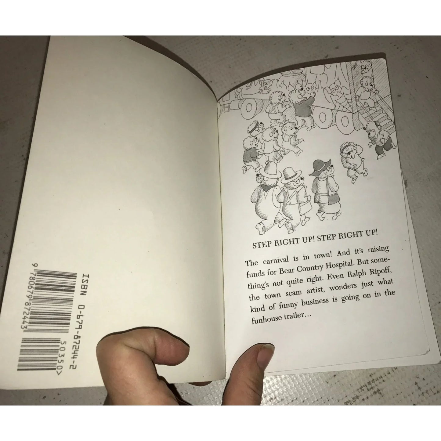 The Berenstain Bears Set - 5 readers - Fall theme - Halloween- Freaky funhouse - bear scouts - A+ Stuff