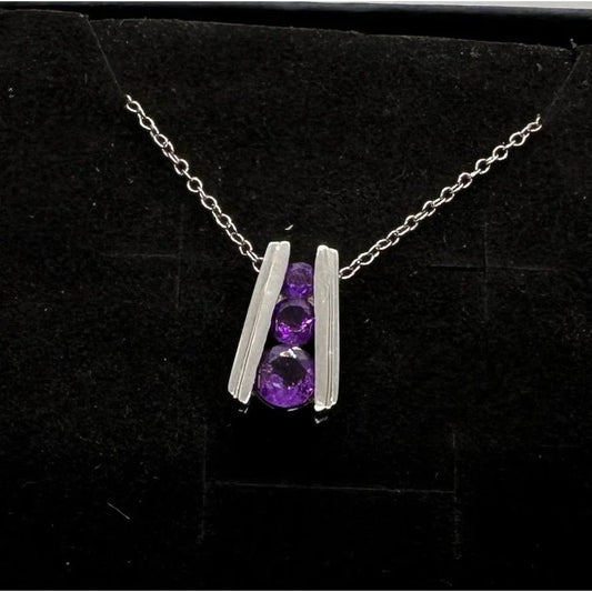 African Amethyst 3 Stone Graduated Pendant (Sterling Silver) w Neckace - A+ Stuff