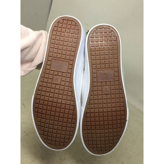 No Boundaries Memory Foam Womens Size 9 Slip on Sneakers NWT - A+ Stuff