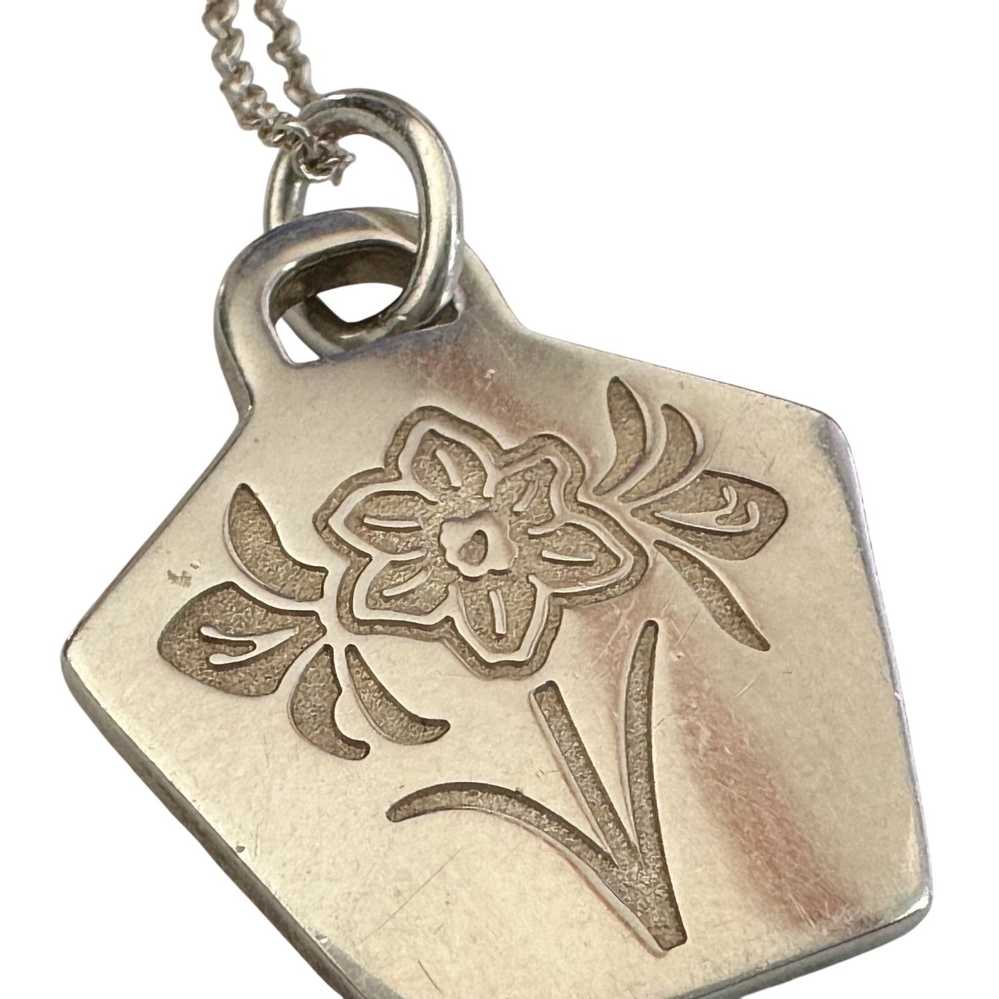 Tiffany & Co Go Woman 2021 Nagoya Womens Marathon Necklace - Chain Broken