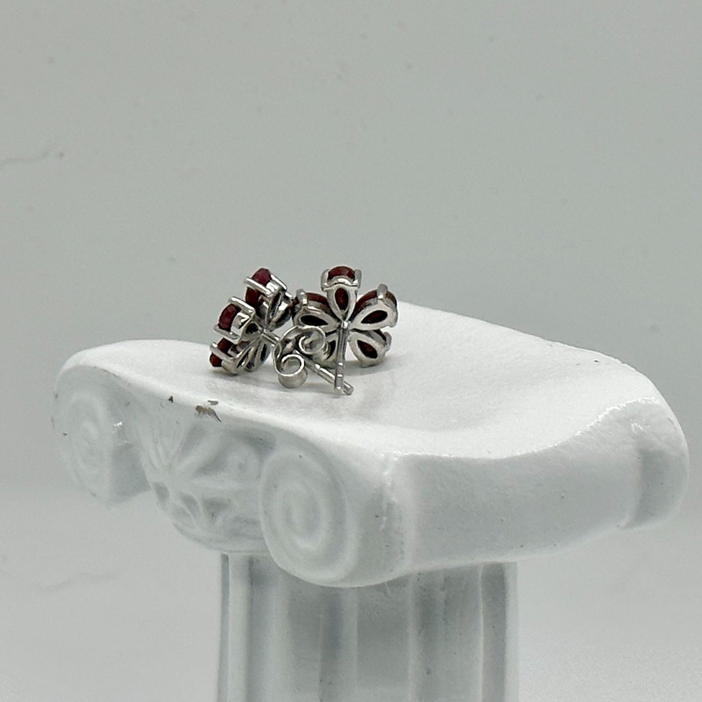 Natural Ruby Flower Jewelry Set - Necklace with Pendant, Earrings and Ring - Simply Beautiful!