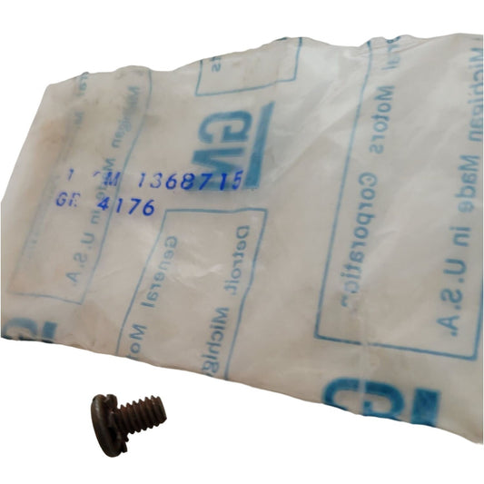GM General Motors SCREW Part #1368715- New Old Stock