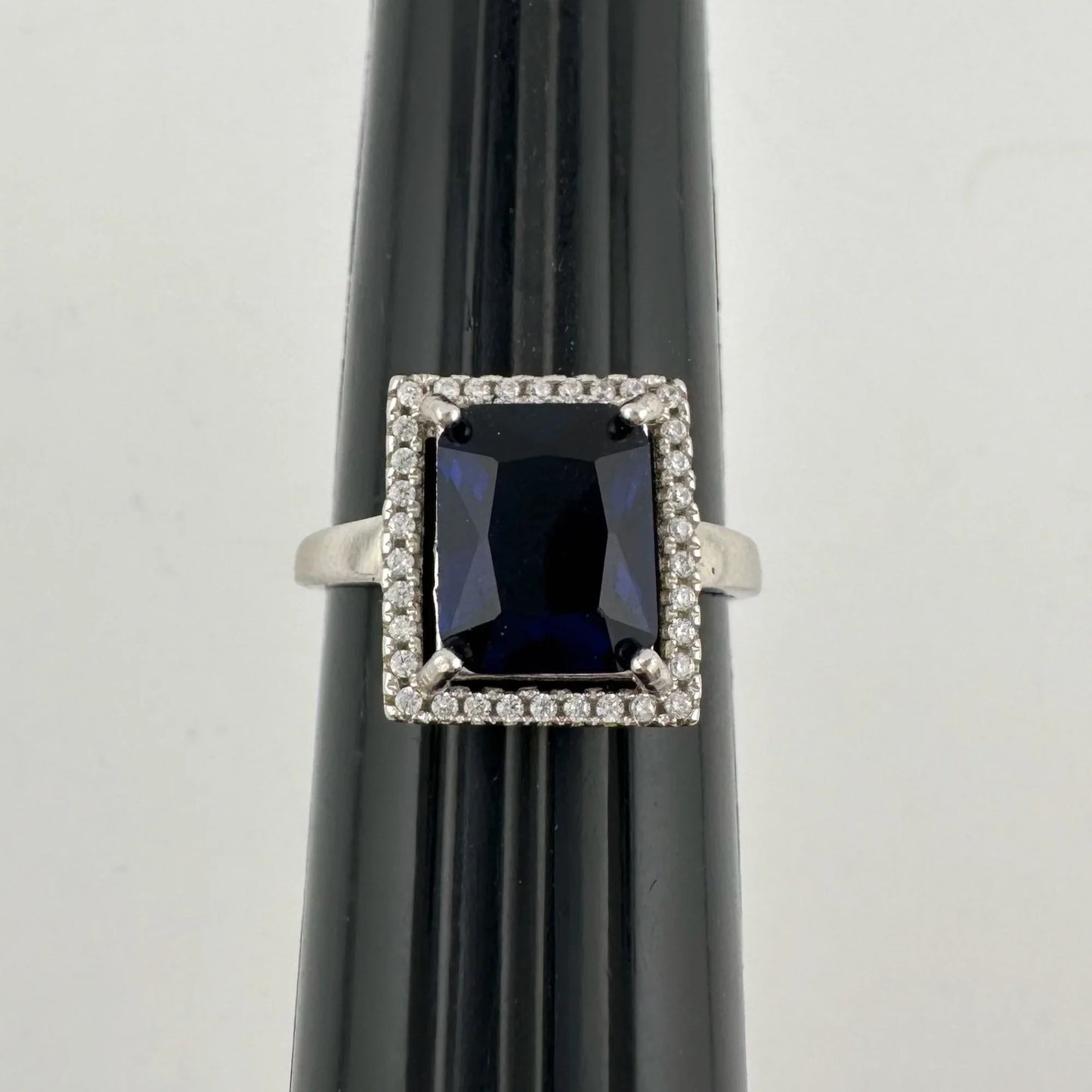 4.10 Carat Lab Created Deep Blue & White Sapphire Ring Size 7.5 - A+ Stuff