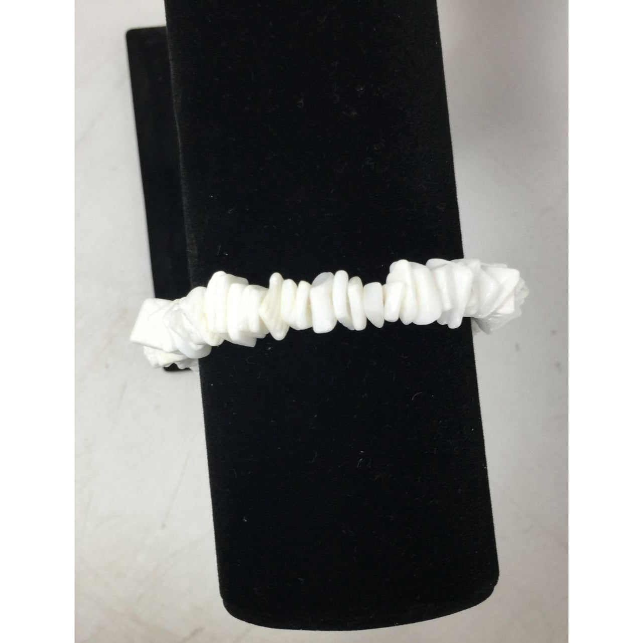 White Chunky Puka Shell Bohemian Style Bracelet