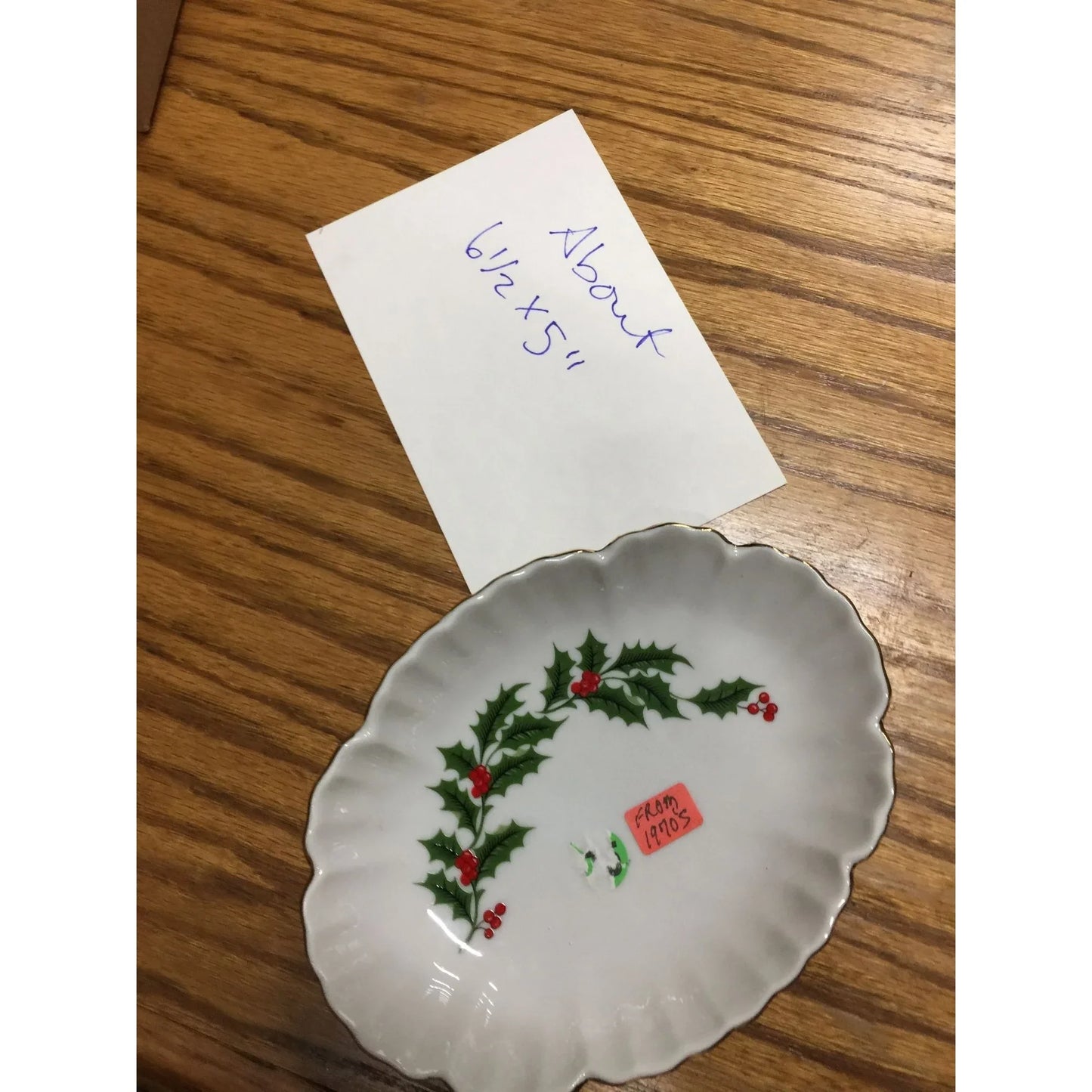 Vintage R.H. Macy & Co., Inc. Porcelain Christmas Holiday Dish - A+ Stuff