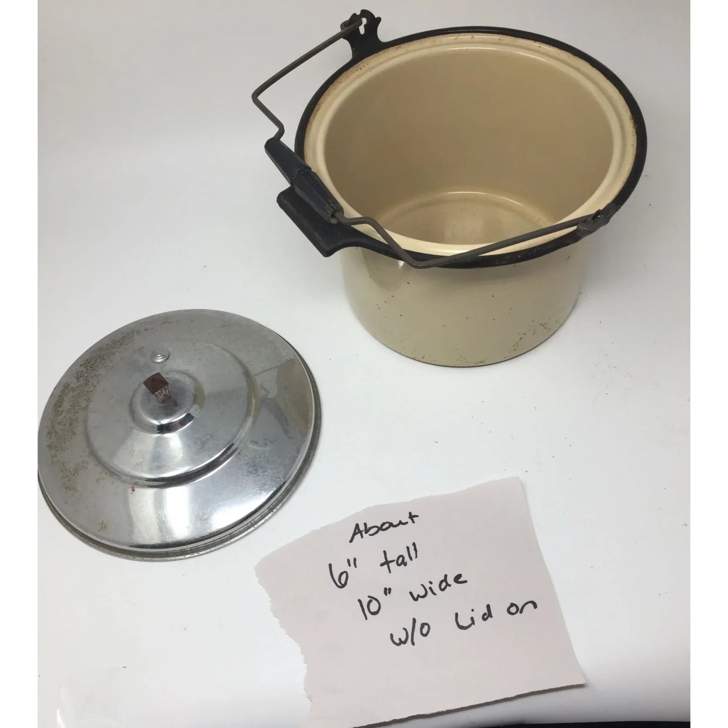 Vintage Enamelware Pot with Metal Lid (About 6x10") - A+ Stuff