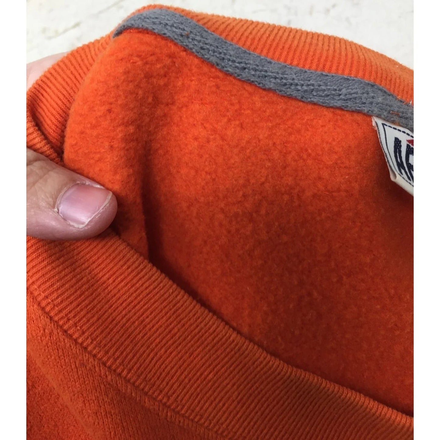 Mens Aeropostale Crewneck/Sweater Size XL Orange with Stripes in the Middle Aeropostale A+ Stuff