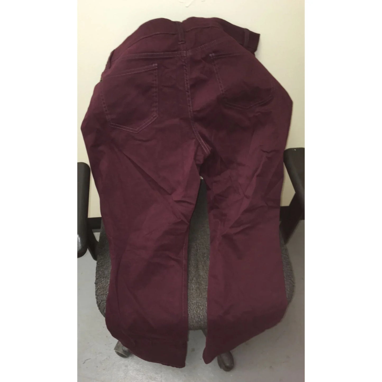 Women's No Boundaries Size 17 Maroon/Burgundy Jeans with Pockets - A+ Stuff