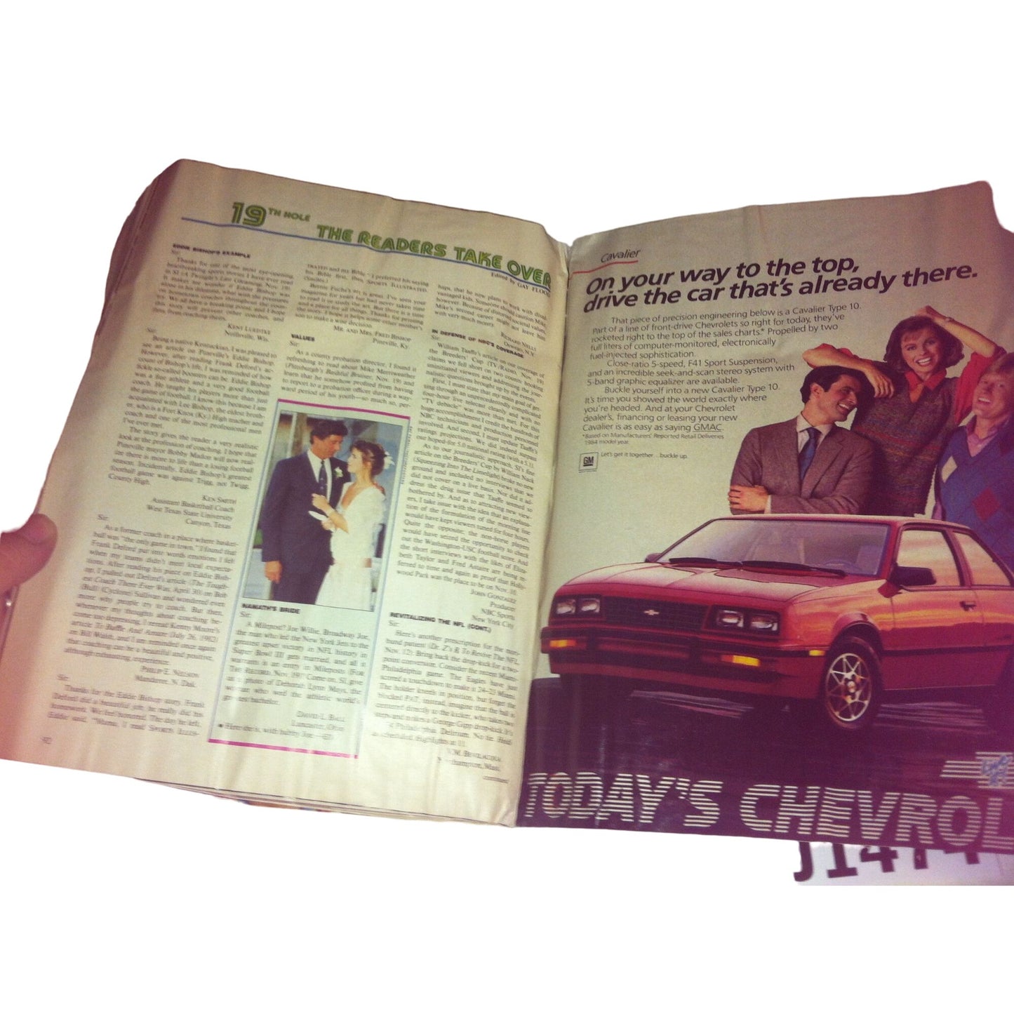 SPORTS ILLUSTRATED 12-3-84 The Magic Flutie Vintage Magazine