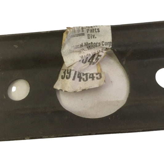 Genuine NOS GM vintage Delco Auto Part no 3974545 - RETAINER - (frt mkr lamp) GR 2.575 - Discontinued General Motors OEM Part General Motors A+ Stuff