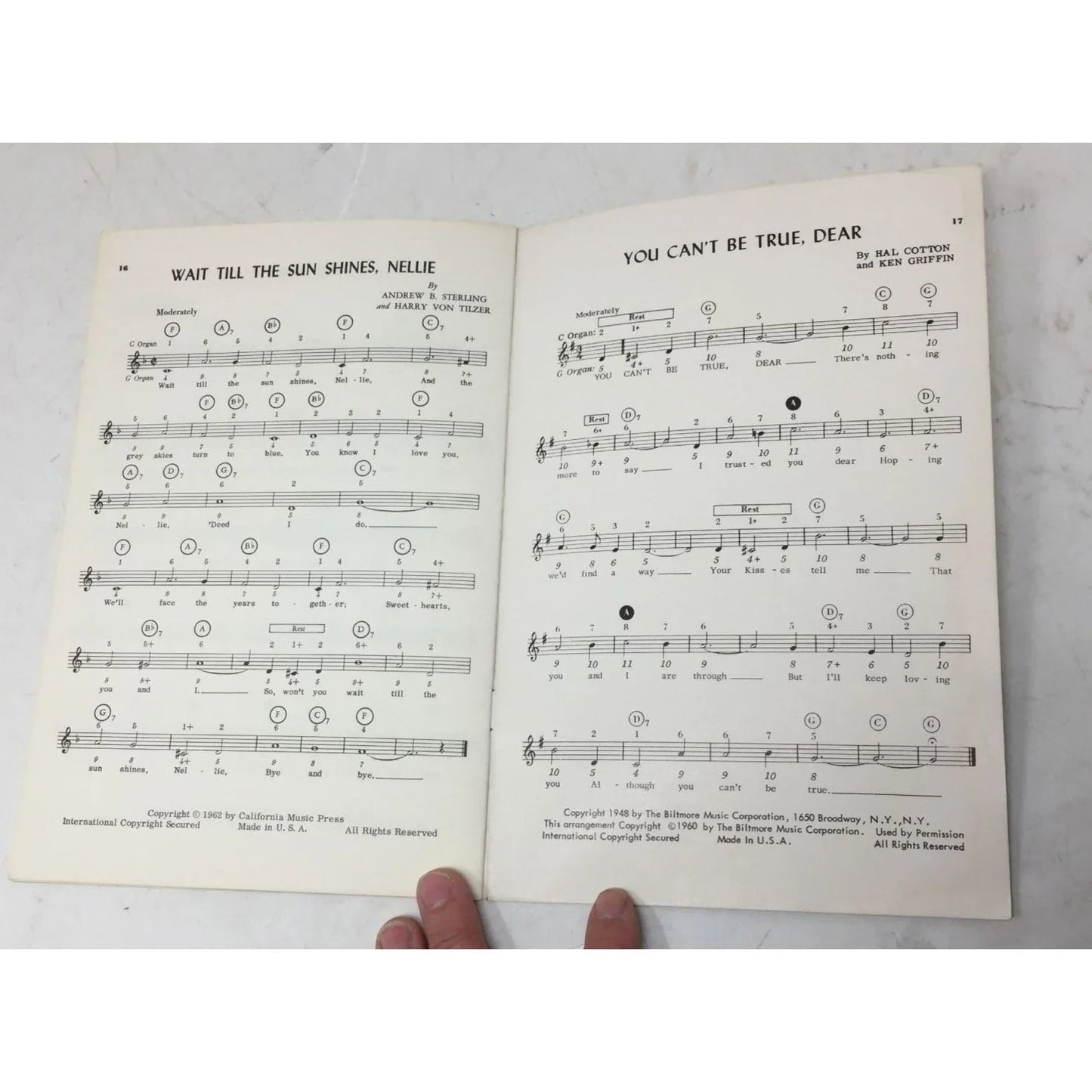ALL AMERICAN RECORD HITS PORTABLE CHORD ORGAN - A+ Stuff - SHEET MUSIC - A+ Stuff