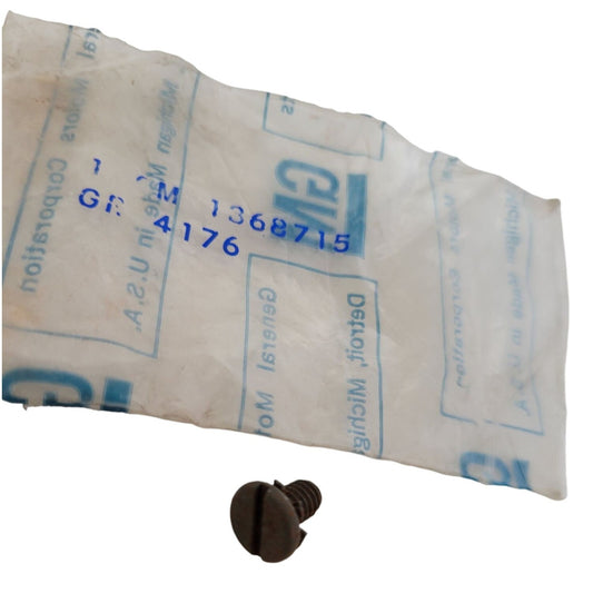 GM General Motors SCREW Part #1368715- New Old Stock