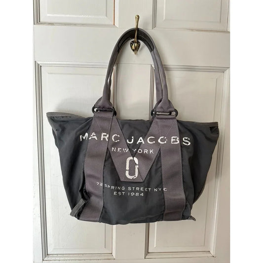 Mark Jacobs MARC JACOBS Logo Tote - M Canvas Tote Bag - A+ Stuff