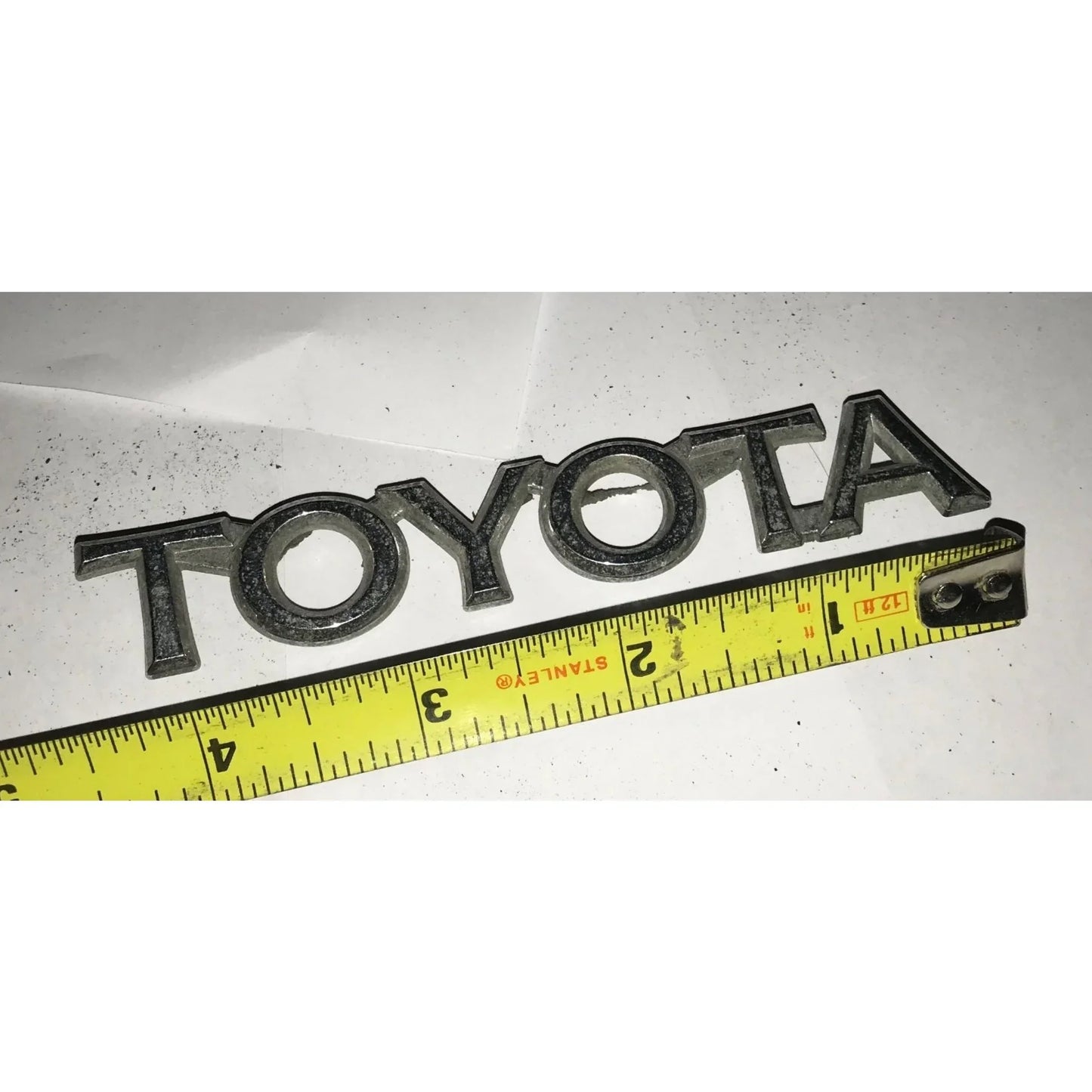 TOYOTA Silver Vehicle Hood Ornament/Auto Patch Emblem - A+ Stuff