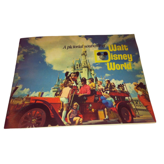 Vintage Walt Disney World Tourist Souvenir Booklet A Pictorial Souvenir