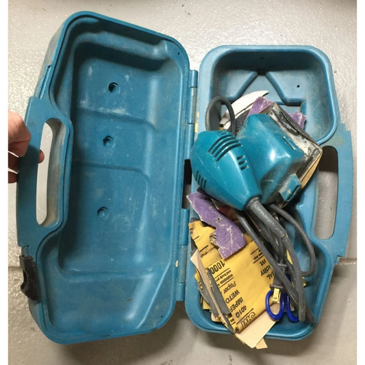 Makita 120V Corded Finishing Sander With Case, Sander Paper Bits, Scissors - A+ Stuff