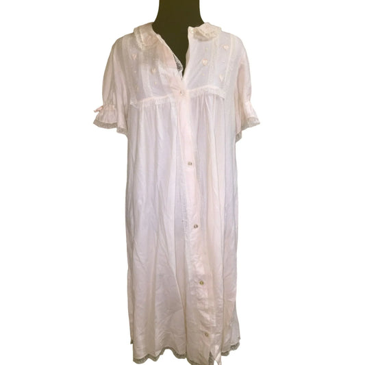 Womens Saks Fifth Avenue White Lace Button Down nightgown - A+ Stuff