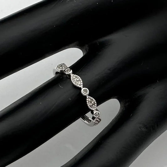 Natural Diamond Old Fashioned Style Wedding Band Size 7.25 - A+ Stuff