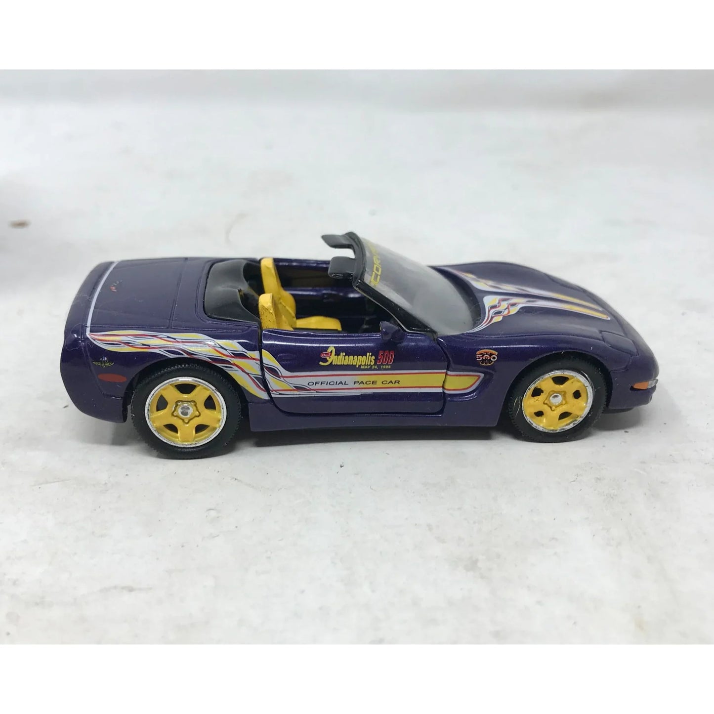 1998 Corvette Indy Pacecar - ROAD CHAMPS American Classic Car 1:43 Die Cast - A+ Stuff