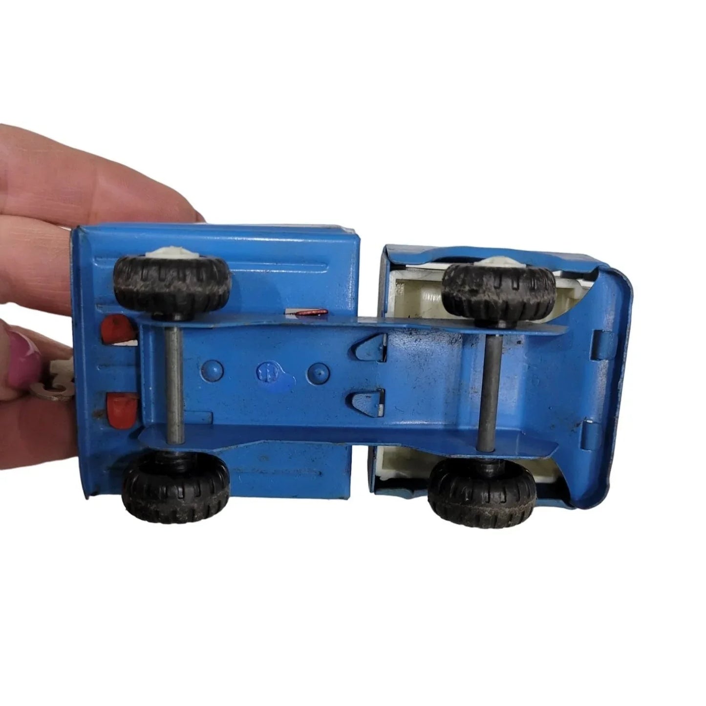 Vintage Tonka Red Fire Chief Van & Blue Tow Truck - A+ Stuff