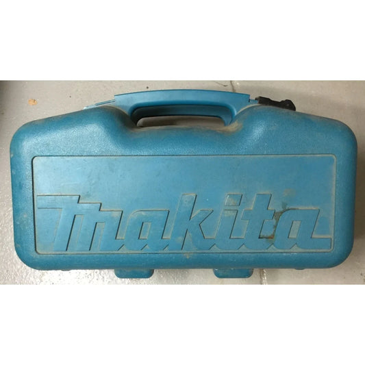 Makita 120V Corded Finishing Sander With Case, Sander Paper Bits, Scissors - A+ Stuff