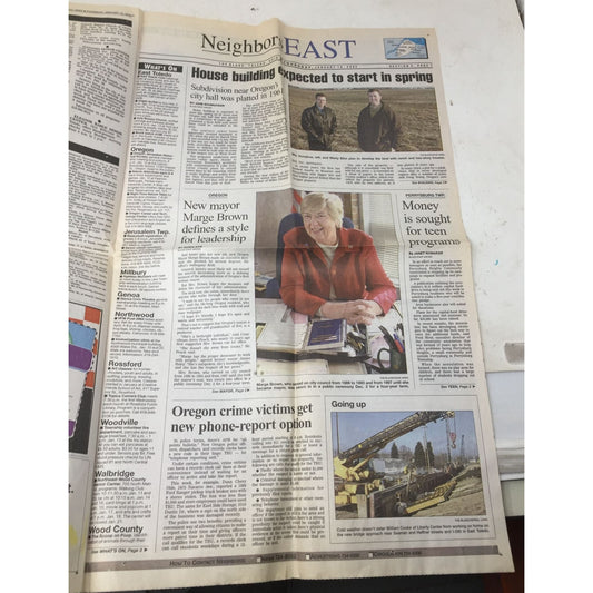 Vintage Collectible Newspaper "Neighbors East" Jan. 10, 2002