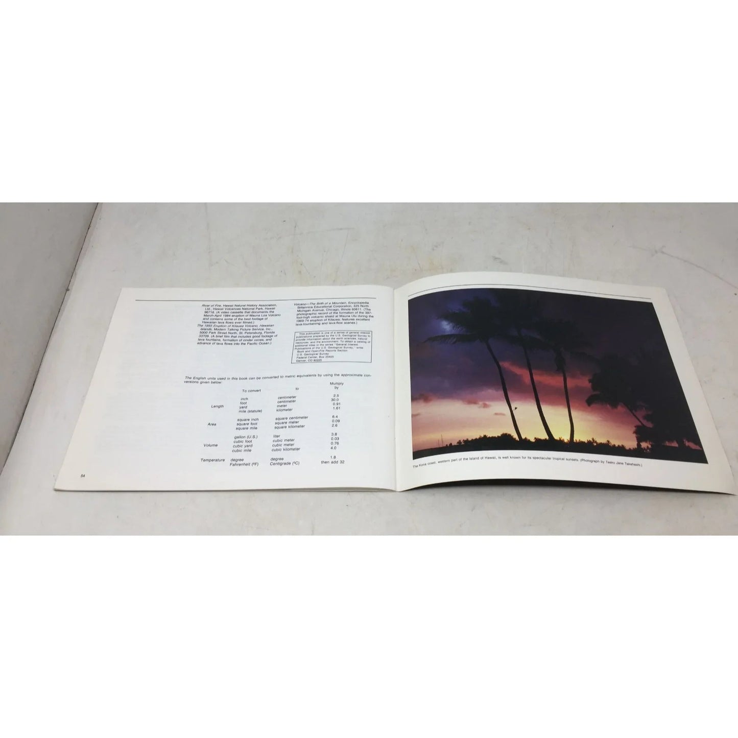"Eruptions of Hawaiian Volcanoes: Past, Present, and Future" book - A+ Stuff - Books - A+ Stuff