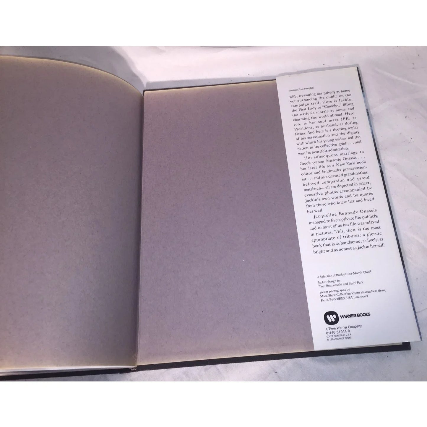 Remembering Jackie: A Life in Pictures - Hardcover By Life Magazine - A+ Stuff