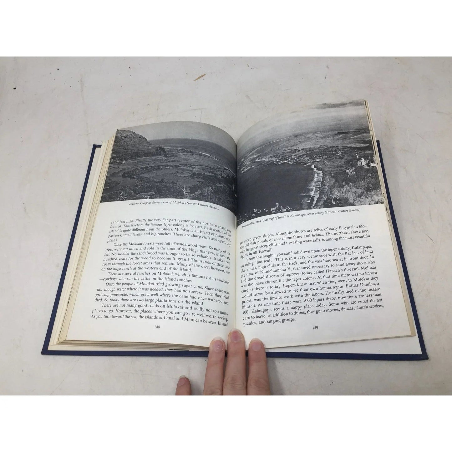 Hawaii The Aloha State book by Helen Bauer - A+ Stuff - Books - A+ Stuff