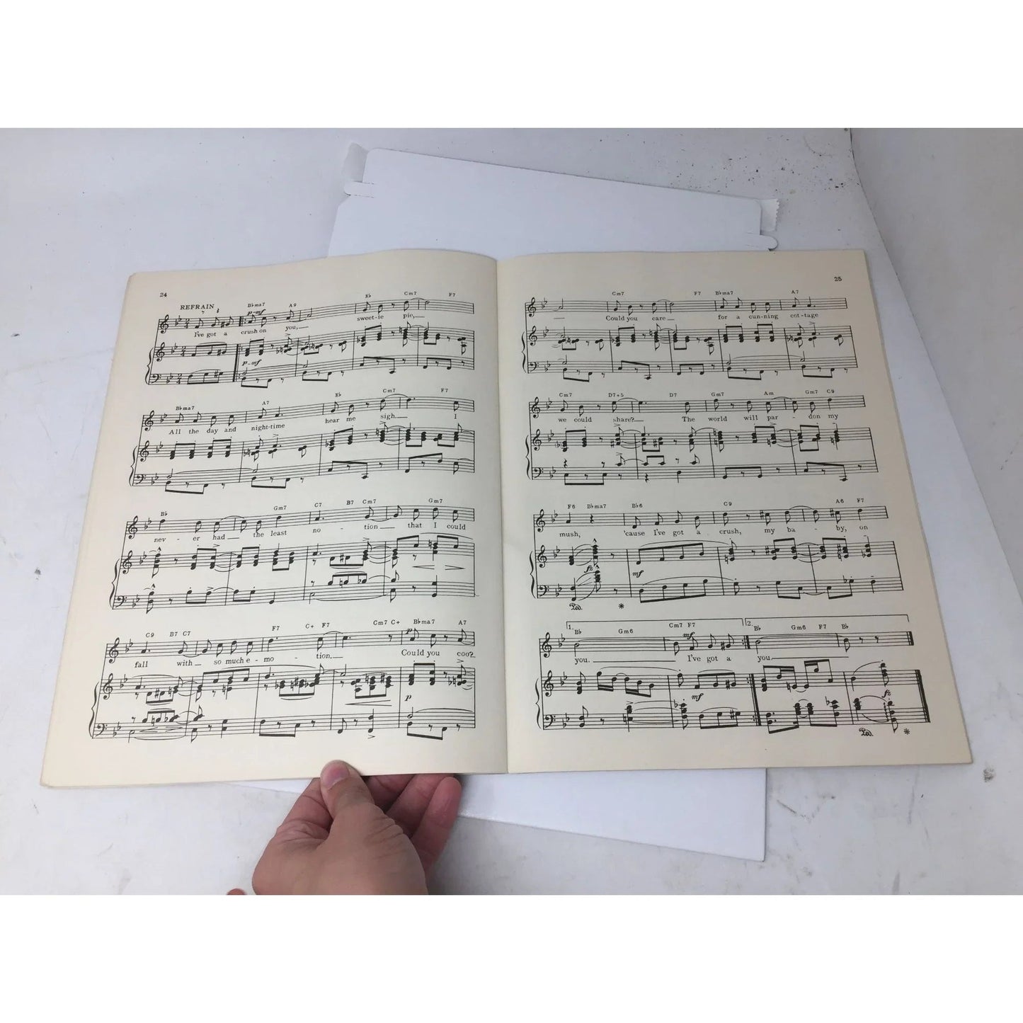 Judy Garland Album of George and Ira Gershwin Song Hits - A+ Stuff - SHEET MUSIC - A+ Stuff