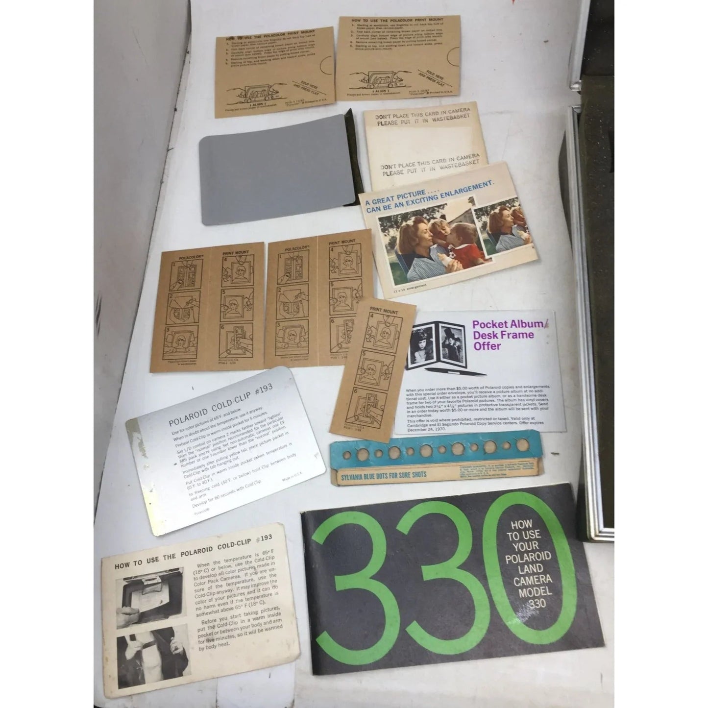 Polaroid 330 Automatic Camera with Case (Model 268) - A+ Stuff - Cameras - A+ Stuff