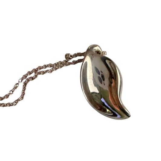 Tiffany & Co Leaf Necklace 16" Chain - Tiffany & Co. - A+ Stuff